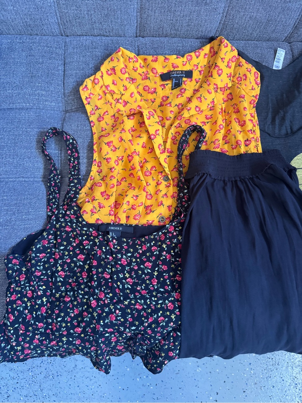 Women's Clothing Bundle Size Large